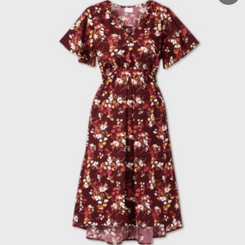Ingrid & Isabel Maternity Red Floral‎ Dress Size Medium NWT